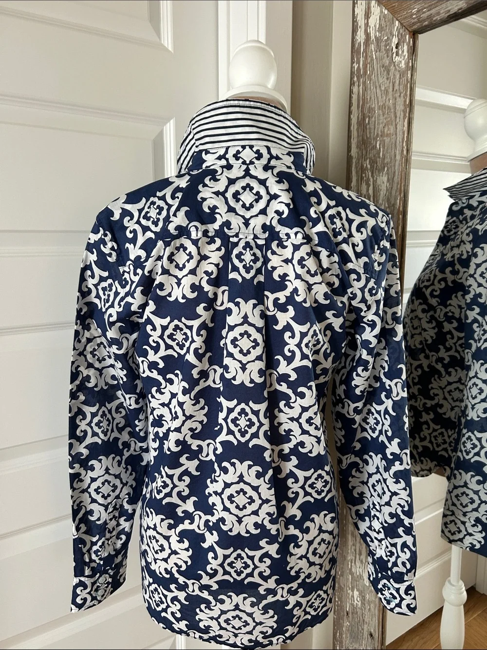 Talbots Blouse - Picture 4 of 11